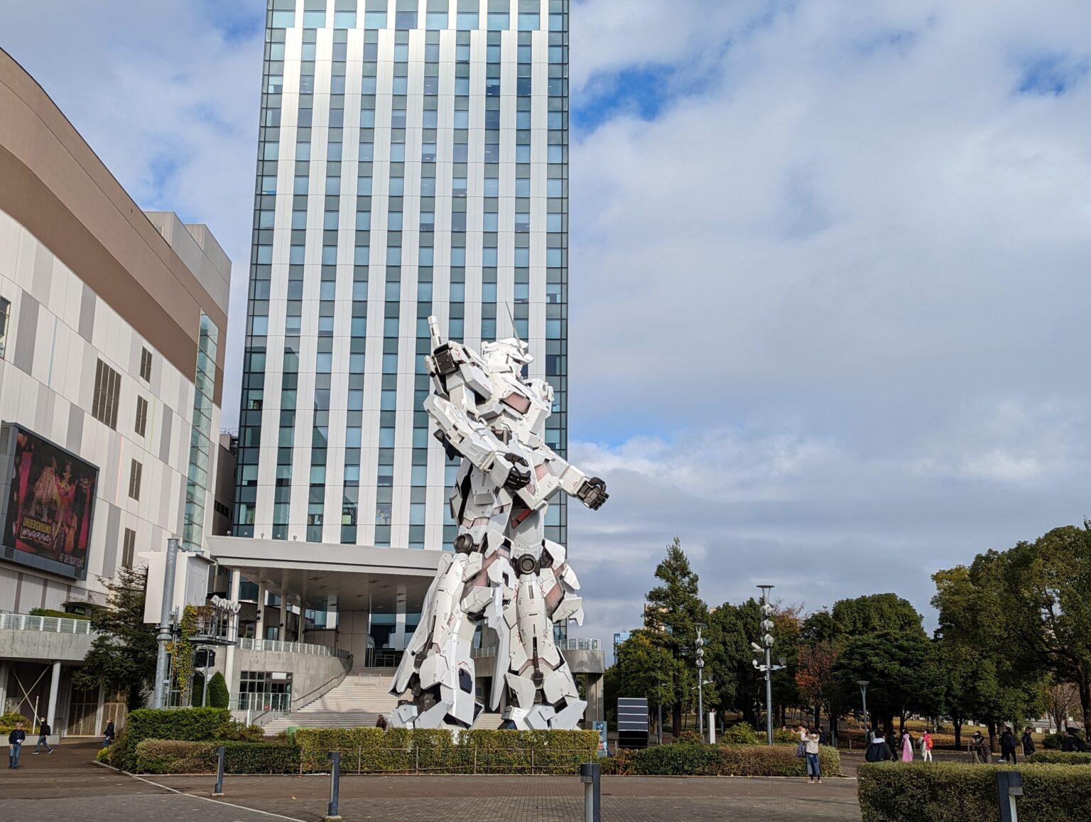 SHMS - Swiss Hotel Management School